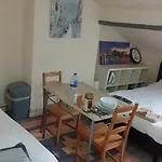 Townsend Studio/Rooms